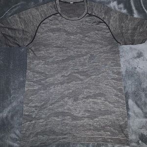 Lululemon Metal Vent T-Shirt